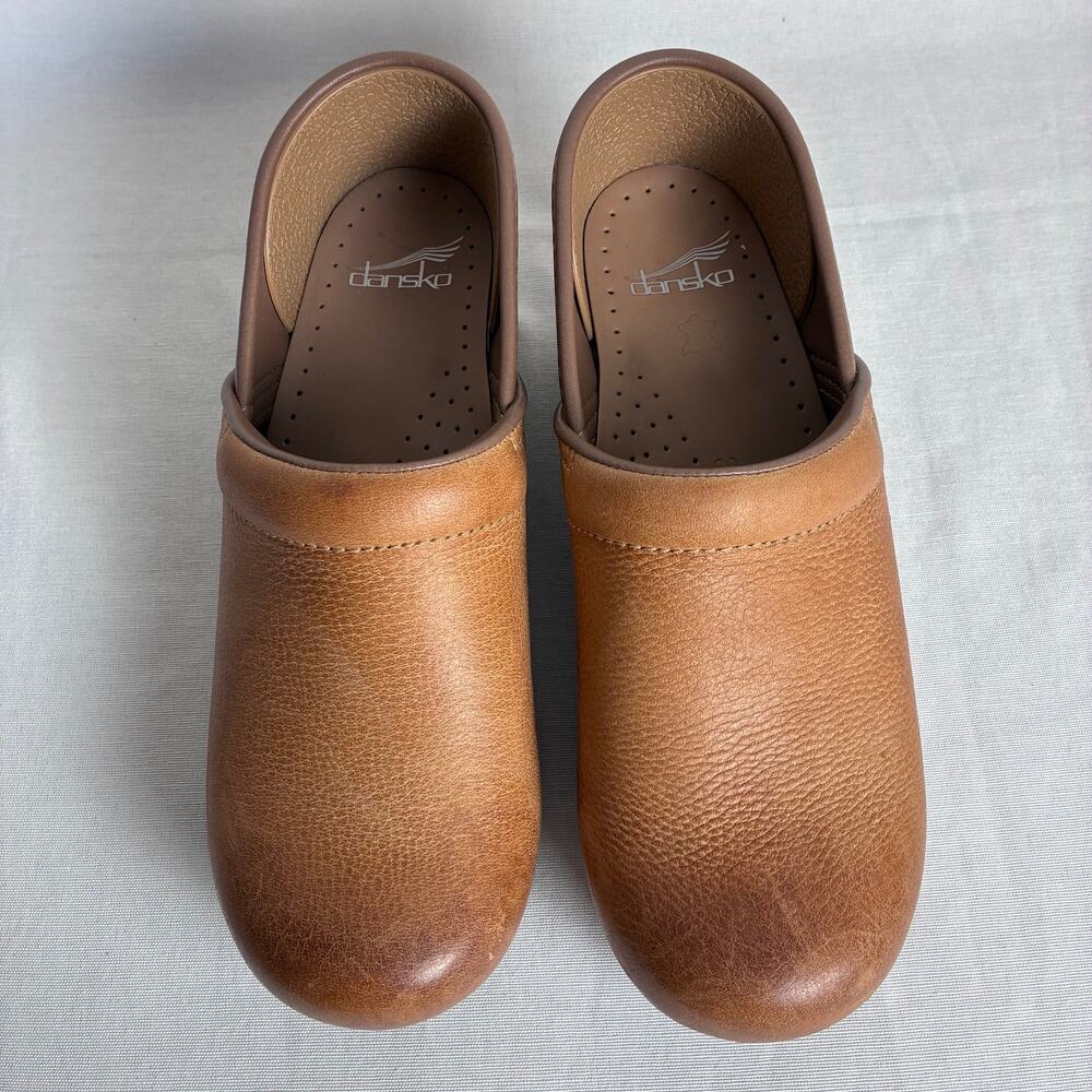 DANSKO Professional Honey Distressed Leather Clogs EU 39 US 8.5-9 Comfort Shoes